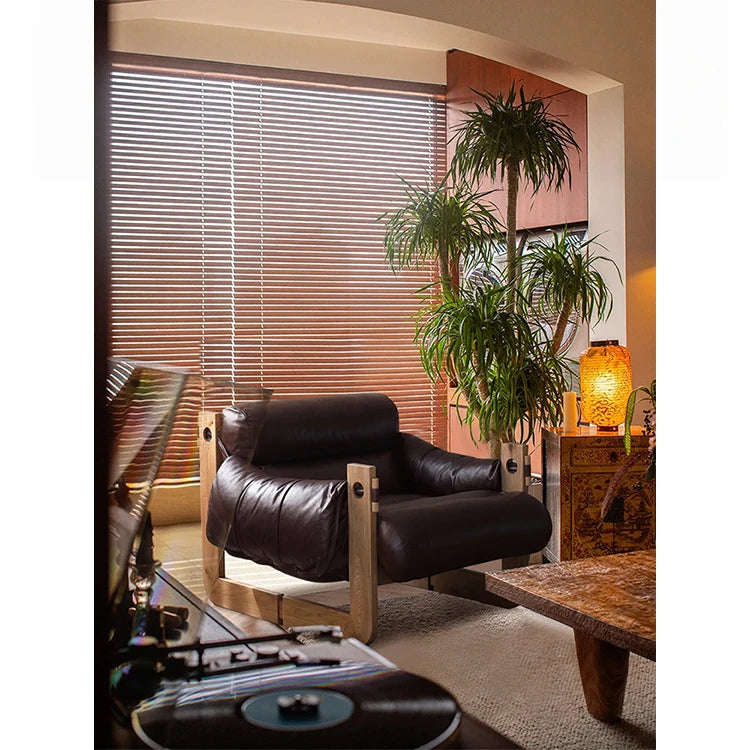 アッシュ材使用 本革&合成皮革ソファー ダウン&シリコンフィルの快適なリラックスチェア hsms-4931