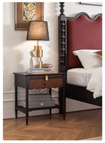 レッドオーク製ナイトテーブル|スタイリッシュなデザインと機能性|おしゃれなインテリアに最適 hsxz-2169