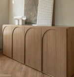 ナチュラルカラーの多層板キャビネット | モダンなアーチデザインでインテリアを引き立てる収納家具 hsxz-2182