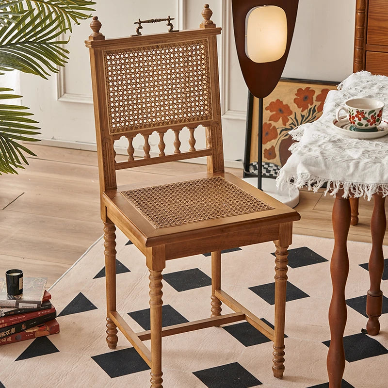 アッシュ材とラタンのクラシックチェア – おしゃれなインテリアにぴったり! hsysg-4967