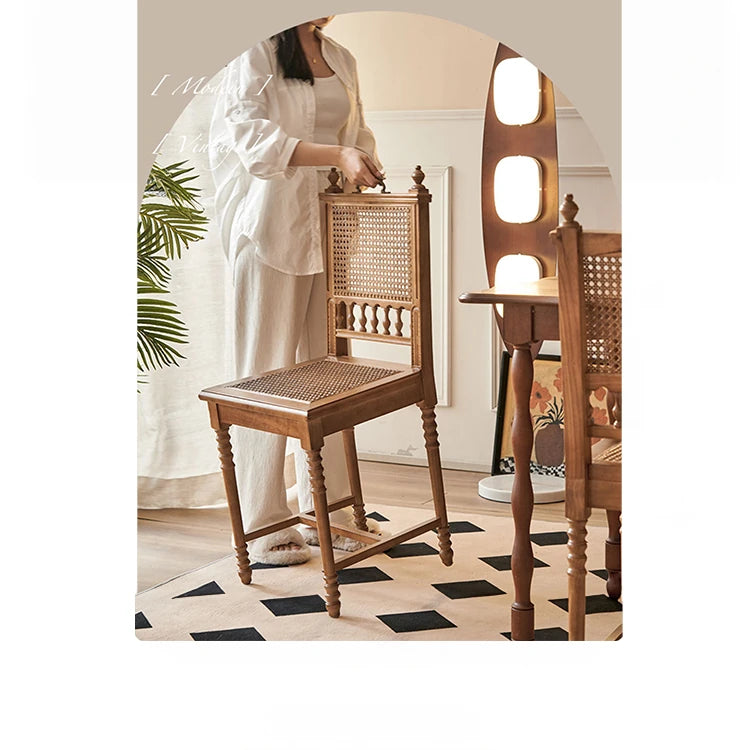 アッシュ材とラタンのクラシックチェア – おしゃれなインテリアにぴったり! hsysg-4967