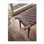 アッシュ材と合成皮革のスタイリッシュなスツール|インテリアを引き立てる上質なデザイン hsysg-4970