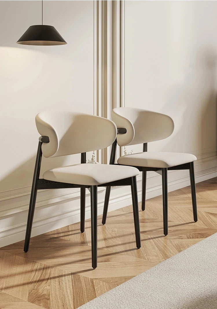 シンプルでスタイリッシュな合成皮革チェア - エアレザー PUレザー、アッシュ材脚付き hwzg-4566