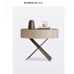 モダンなナイトテーブル | 合成皮革とステンレス製のスタイリッシュなデザイン | おしゃれな寝室やリビングに最適! hxy-5162