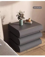 スタイリッシュなPUレザー製ナイトテーブル|パイン素材のモダンデザイン収納家具 hxy-5168