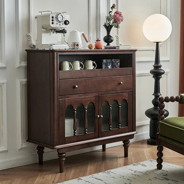 高級感溢れる無垢材ガラスキャビネット|リビングを彩るデザイン hyjyj-4276