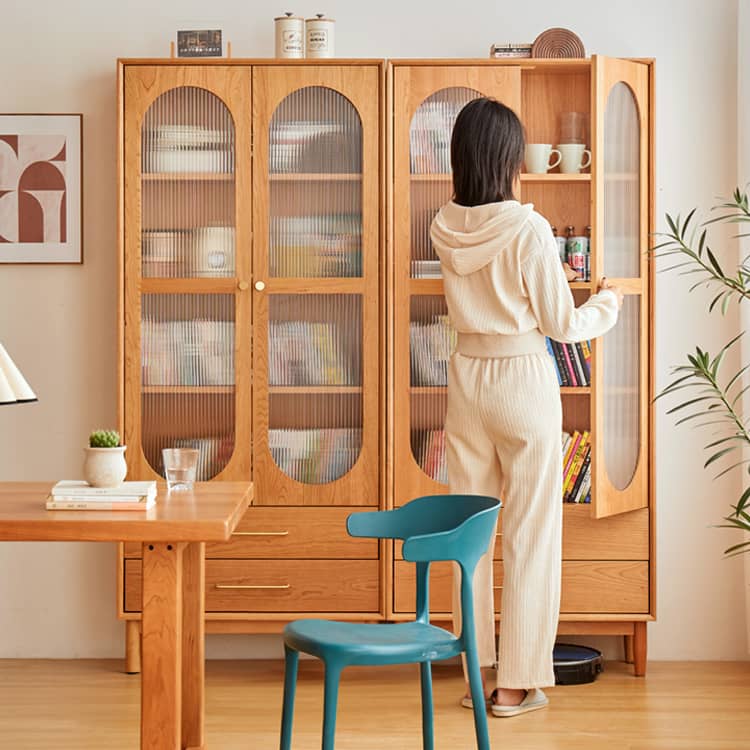 高級チェリー材キャビネット - 多層板とガラス&アルミ合金銅の完璧な組み合わせ hykmq-761