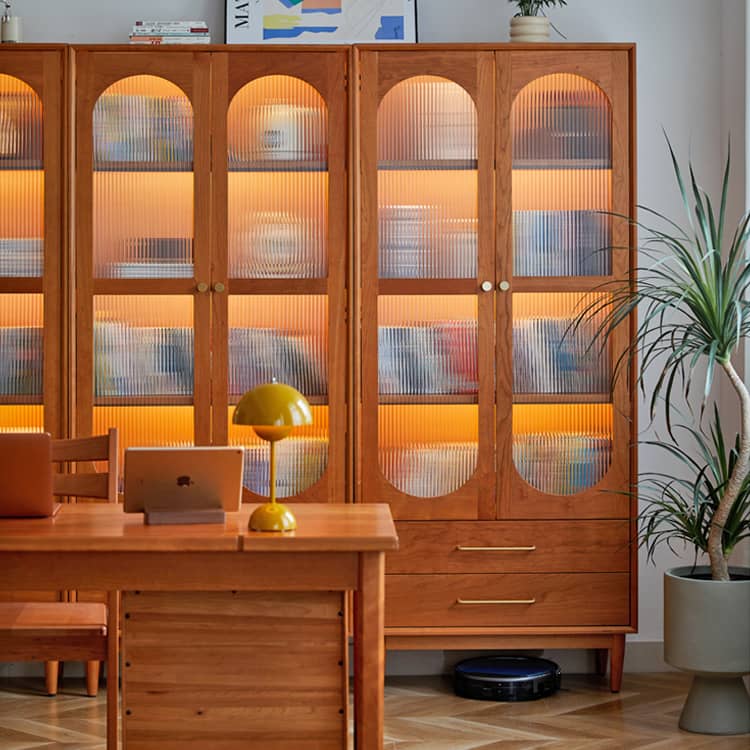 高級チェリー材キャビネット - 多層板とガラス&アルミ合金銅の完璧な組み合わせ hykmq-761