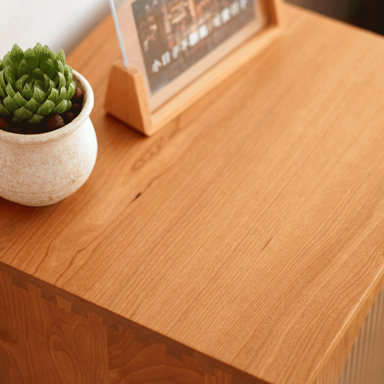 【高級キャビネット】チェリー材×多層板の美麗デザイン+ガラス&銅製アクセント hykmq-766