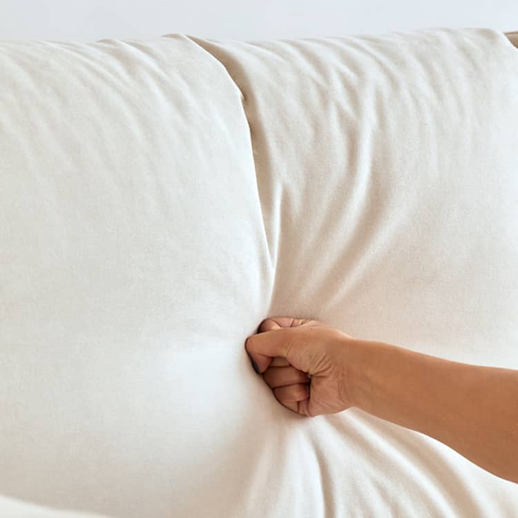 高級チェリー材ソファー|シリコンフィル&グースダウンの極上快適 フェイクレザーの洗練されたデザイン hykmq-784