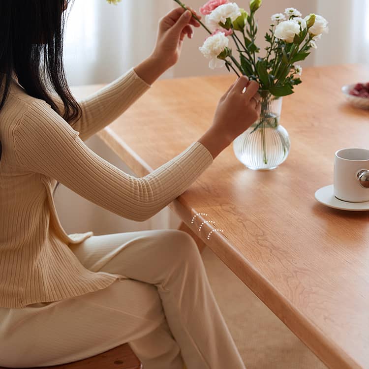 「上質なチェリー材テーブル|高級感あふれるデザイン」 hykmq-786