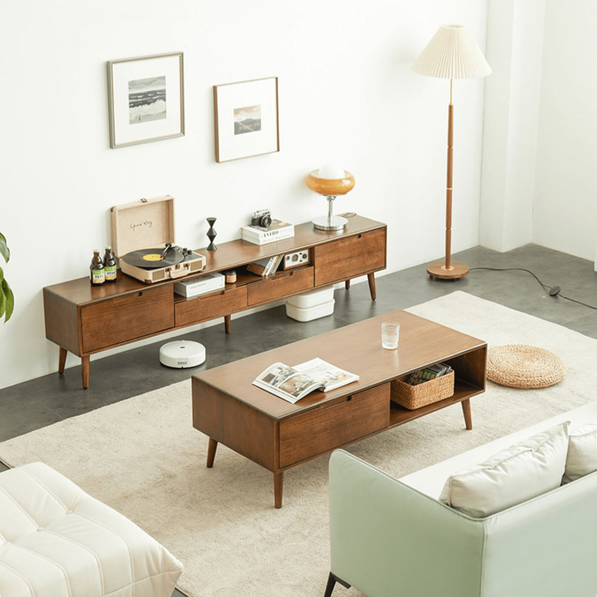 【高級ツゲ&キリ材使用】モダンデザイン テレビ台 - リビングにぴったりの美しい収納ソリューション hym-492