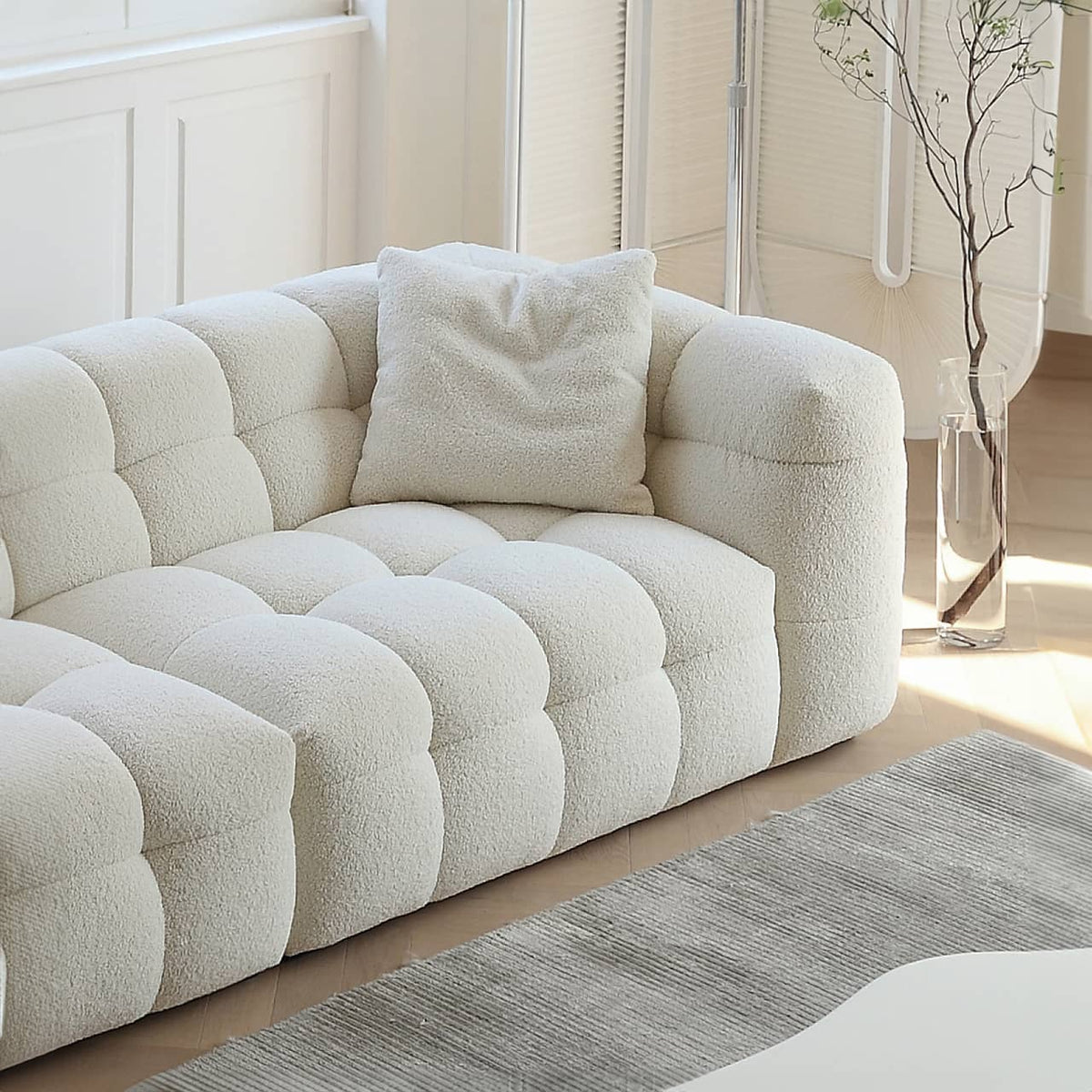 【究極のリラックス】シープボアとパイン材使用、極上のダウンソファー my-343