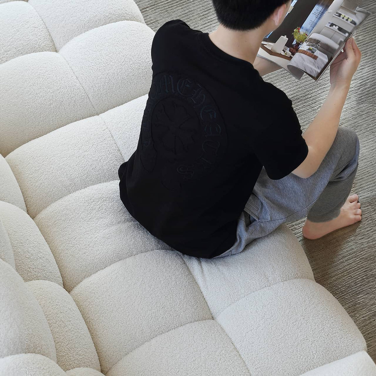 【究極のリラックス】シープボアとパイン材使用、極上のダウンソファー my-343