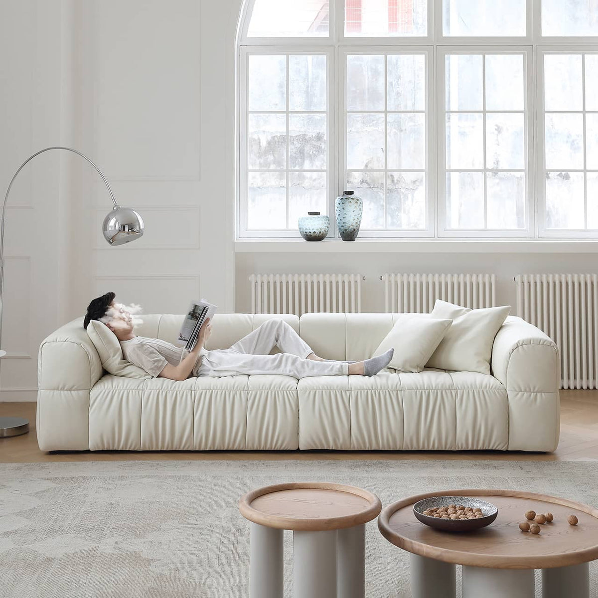 【高級感あふれる】パイン材フレーム&合皮ソファー - 極上の真綿クッション付き my-355