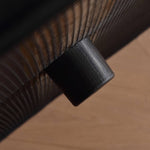 高級感溢れるパイン材合皮ダウンクッションソファー - インテリアを格上げする贅沢な寛ぎ空間 my-358