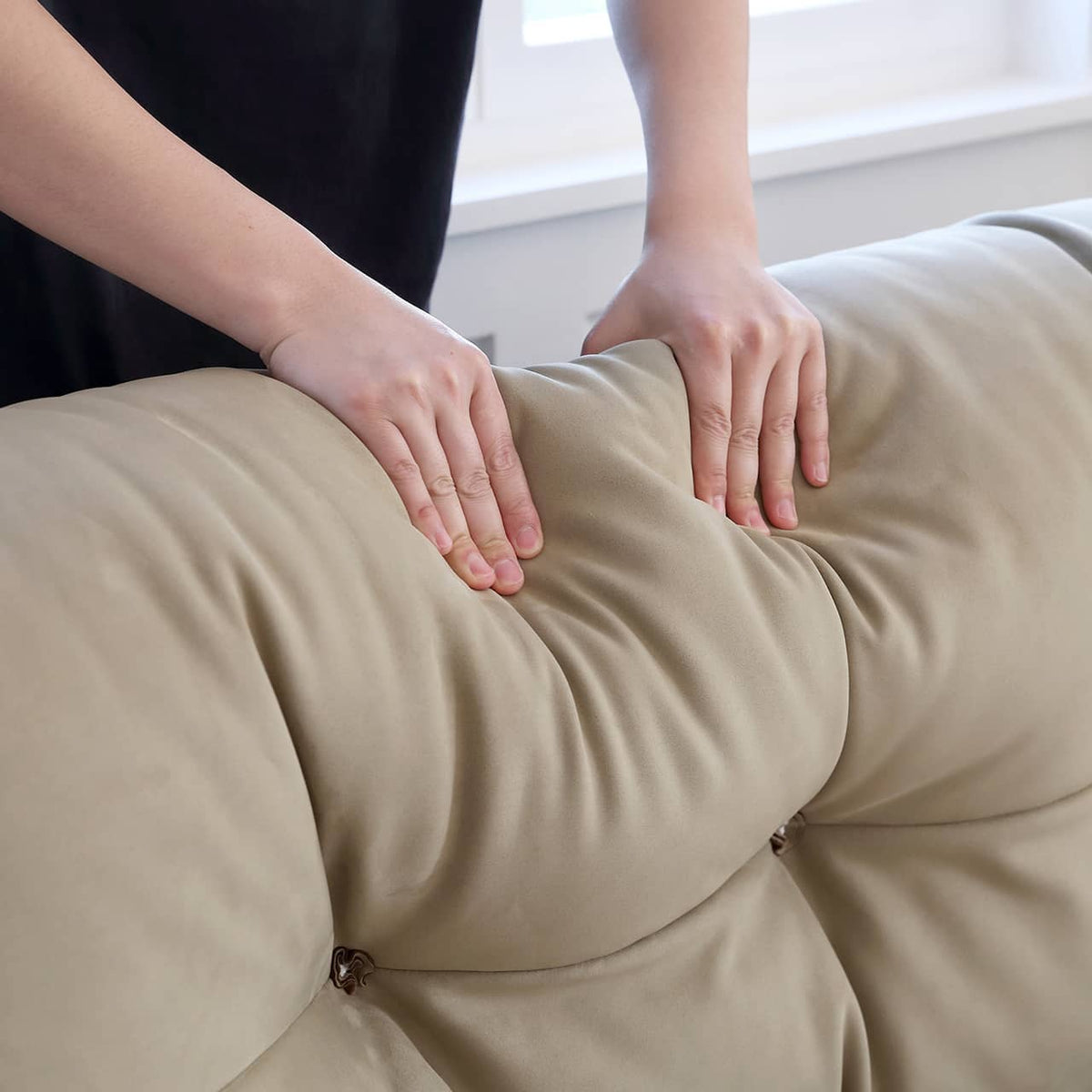 「贅沢なパイン材使用?スエード&ダウン仕上げの極上ベッド」 my-377