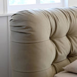 「贅沢なパイン材使用?スエード&ダウン仕上げの極上ベッド」 my-377