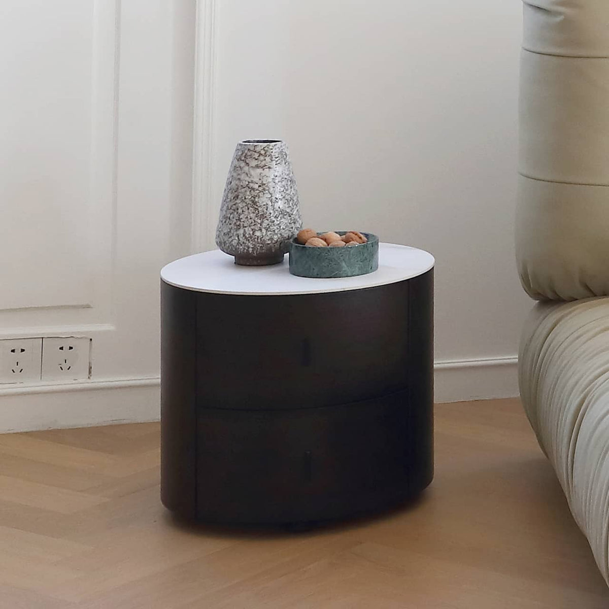 「贅沢なパイン材使用?スエード&ダウン仕上げの極上ベッド」 my-377