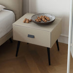 パイン材フレームとレザー仕上げの高級真綿ベッド my-379