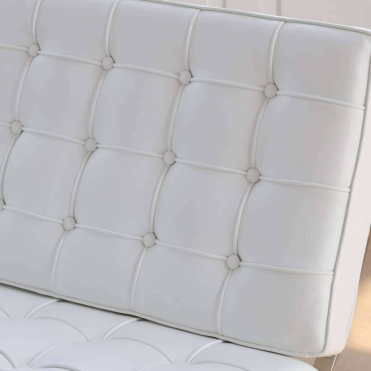 高級ステンレスフレーム使用!快適フェイクレザーチェア my-382