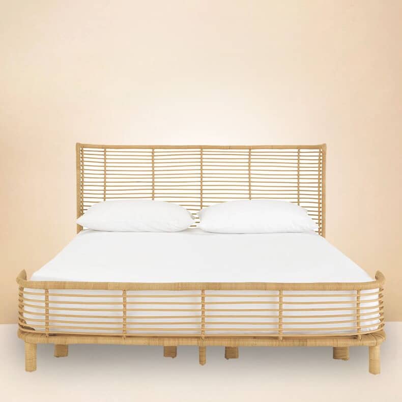 籐製ナイトテーブル|ナチュラルなコーディネートにピッタリ tzm-540