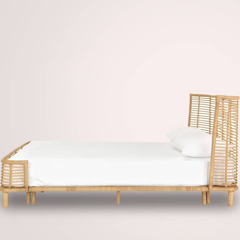 籐製ナイトテーブル|ナチュラルなコーディネートにピッタリ tzm-540