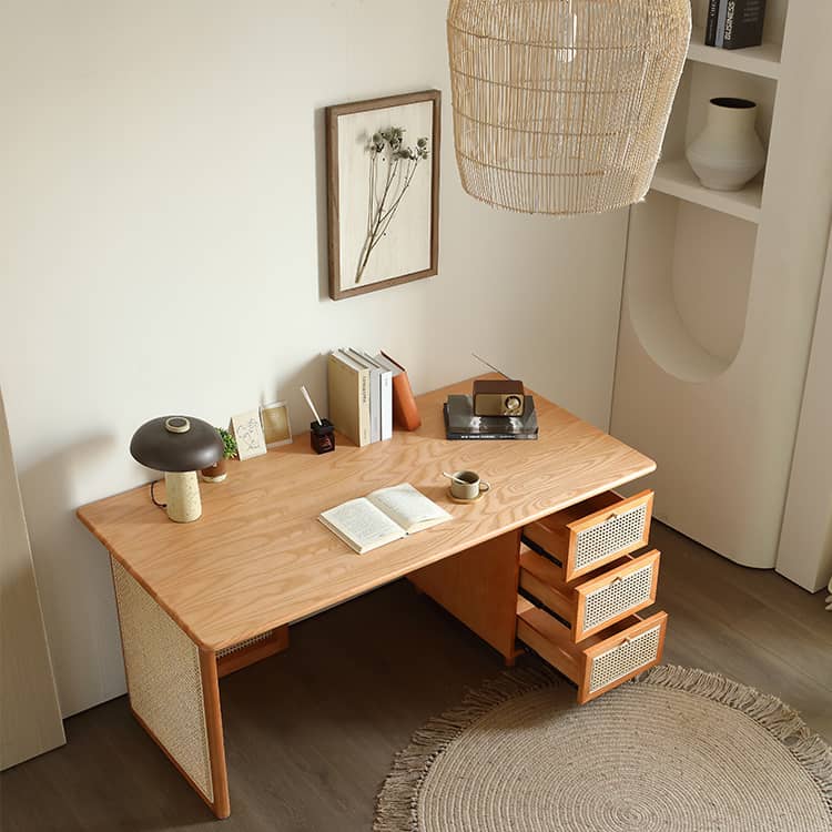 ラタンとアッシュ材チェア|高級感溢れるデザインと天然素材の融合 tzm-552