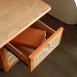 ラタンとアッシュ材チェア|高級感溢れるデザインと天然素材の融合 tzm-552