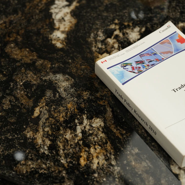 デザイナーズ 大理石テーブル ブラックマーブル×ゴールドベース 高級ラグジュアリーダイニング jrjj-6626