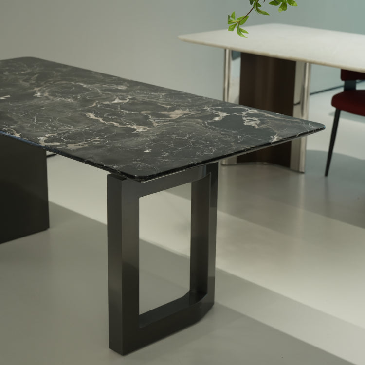 ラグジュアリー 天然大理石テーブル 黒×ゴールド調 ダイニングテーブル 高級モノトーンモダン デザイナーズダイニング180cm 160cm jrjj-6145
