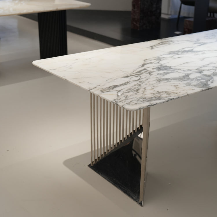 ラグジュアリー 天然大理石テーブル ダイニングテーブル シャンパンゴールド調天板 高級エレガントモダン デザイナーズダイニング180cm 200cm jrjj-6129