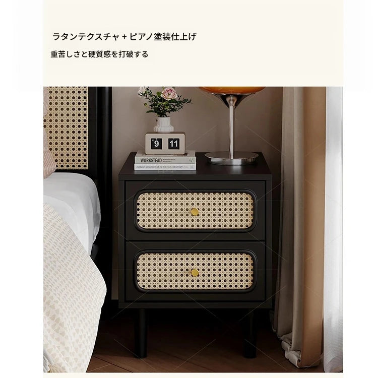 無垢材と強化ガラスのシンプルでスタイリッシュなナイトテーブル - 押し入れ付きデザイン hmz-4961