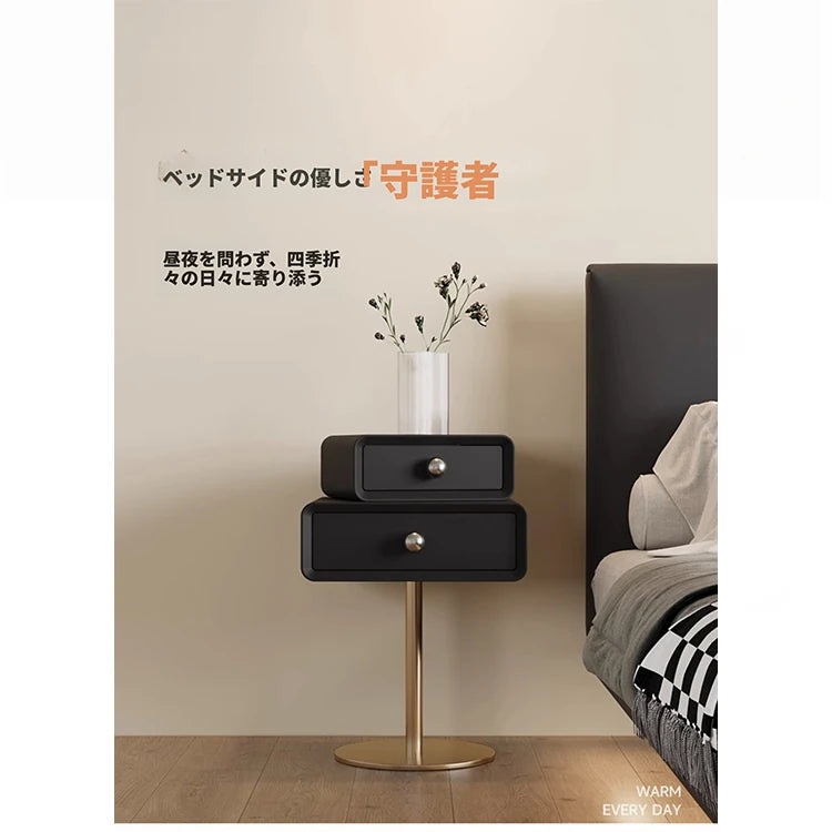 シンプルでスタイリッシュなPUレザー＆ステンレス製ナイトテーブル - 無垢材風デザインの収納家具 hxy-5165